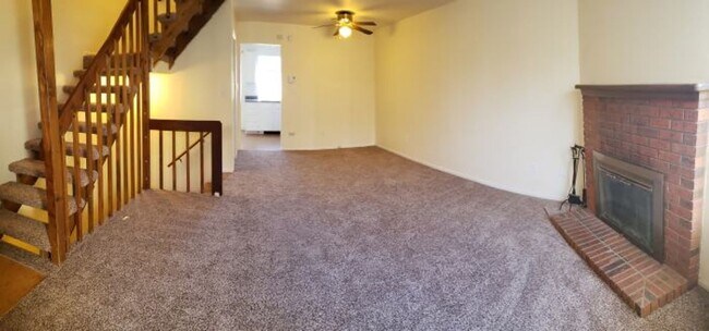 Building Photo - PROMO *$250 Admin Fee Waived* Lovely 2BR C...
