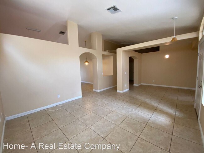 Foto del edificio - 3 br, 2 bath House - 914 Shadowfax Ave