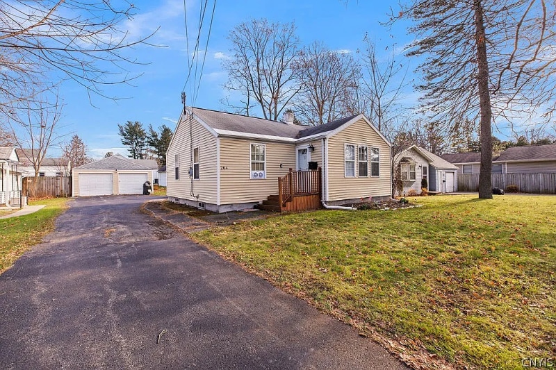 Primary Photo - 204 Breman Ave