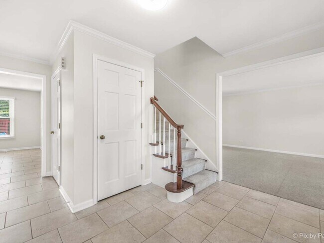 Building Photo - 1412 Rolling Grove Ct