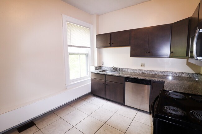 Foto del edificio - 2615 Eden Ave