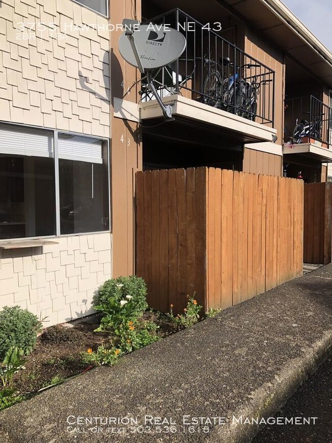 Foto del edificio - 3755 Hawthorne Ave NE