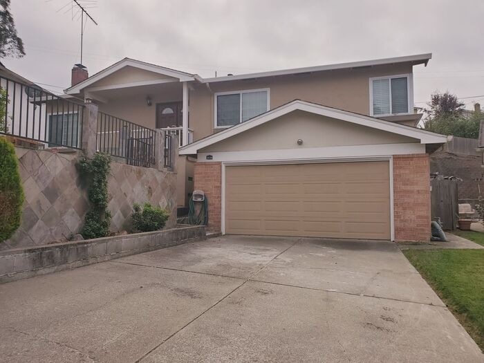 3110 Serene Ct, Richmond, CA 94803