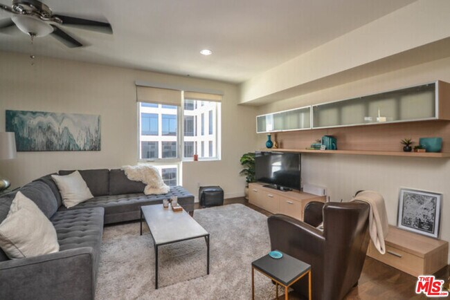 Building Photo - 1234 Wilshire Blvd