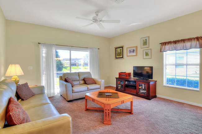 Building Photo - 4107 Shadetree Ln