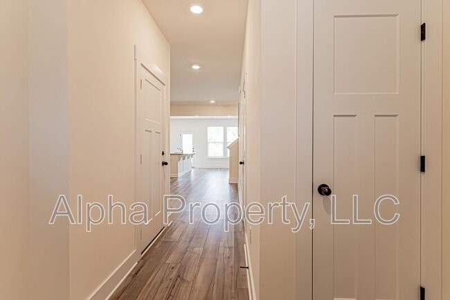 Building Photo - 1086 Millison Pl