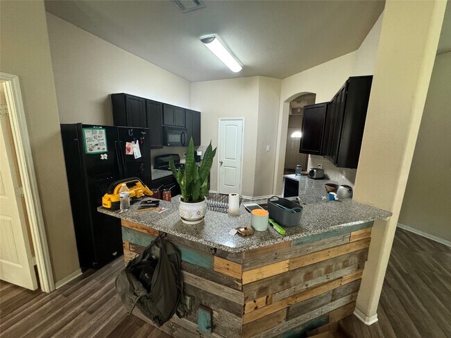 Foto del edificio - 21614 Alexandria Forest Ct