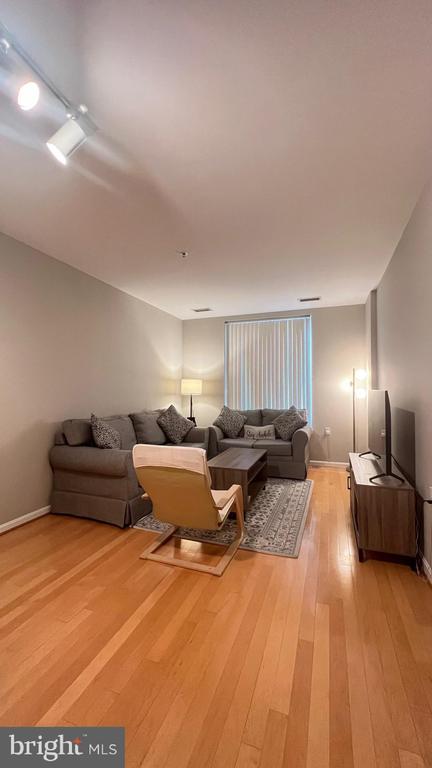 Foto del edificio - 2726 Gallows Rd