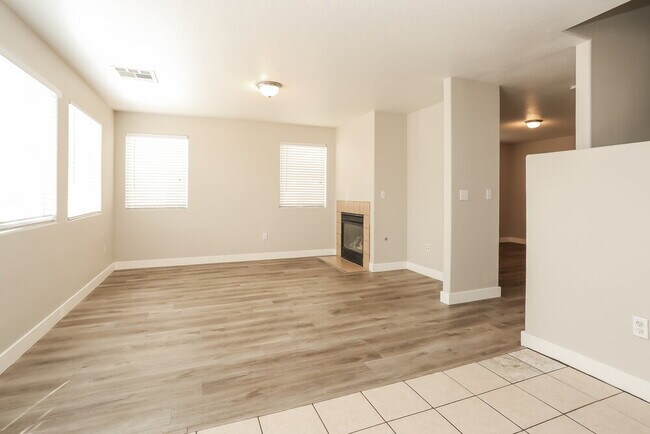 Building Photo - 9481 Havasu Canyon Ave