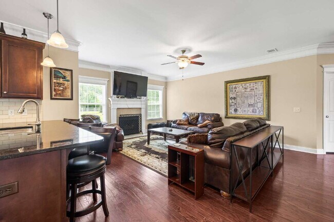 Foto del edificio - Spacious 5-Bedroom Home for Rent in Rincon!