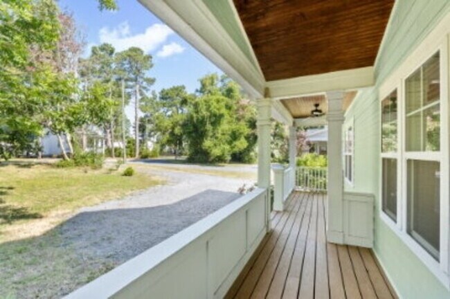 Foto del edificio - 155 Piney Ln