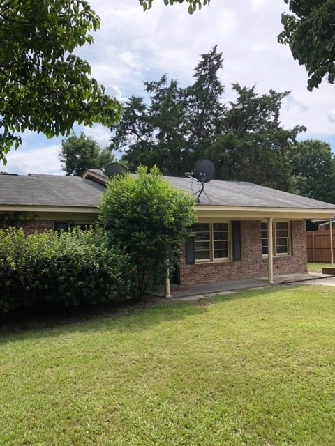 Primary Photo - 127 Gentilly Dr