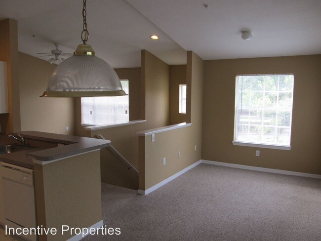 Building Photo - 862 Grand Regency Pointe