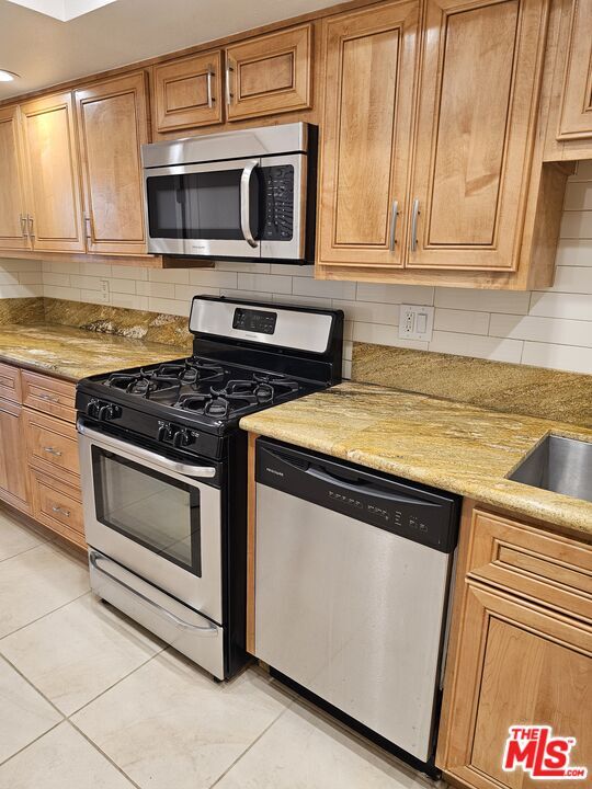 Foto del edificio - 15480 Antioch St