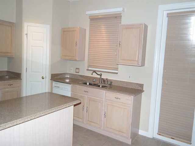 Building Photo - 138 Pine Isle Dr