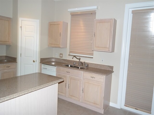 Foto del edificio - 138 Pine Isle Dr