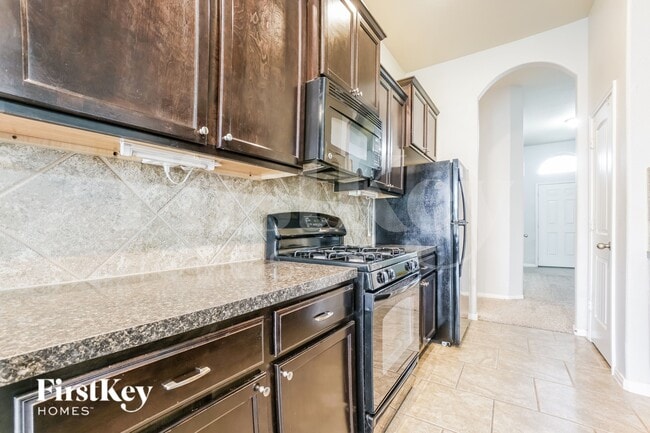 Building Photo - 22559 Stillwater Valley Ln