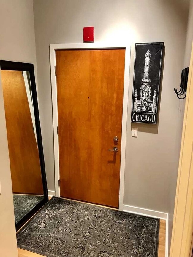 Building Photo - 3963 W Belmont Ave