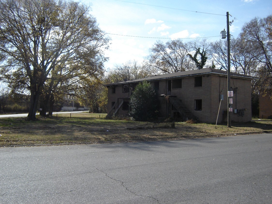 Primary Photo - 1136 40th St N