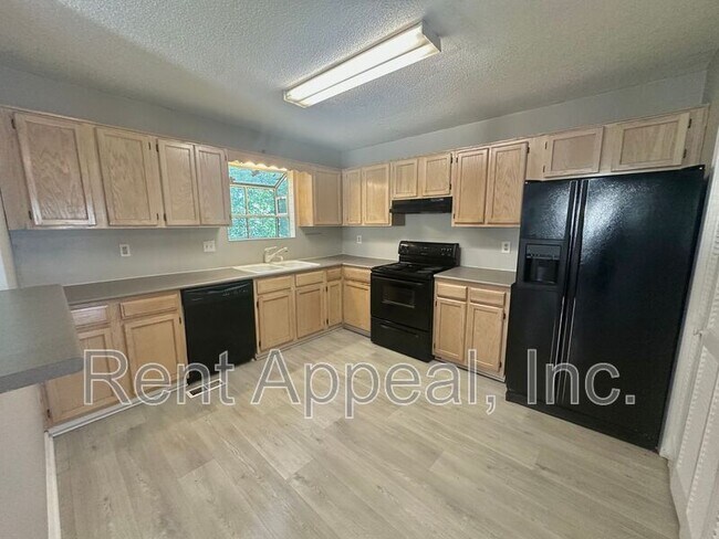 Foto del edificio - 4143 Lake Mist Dr NW