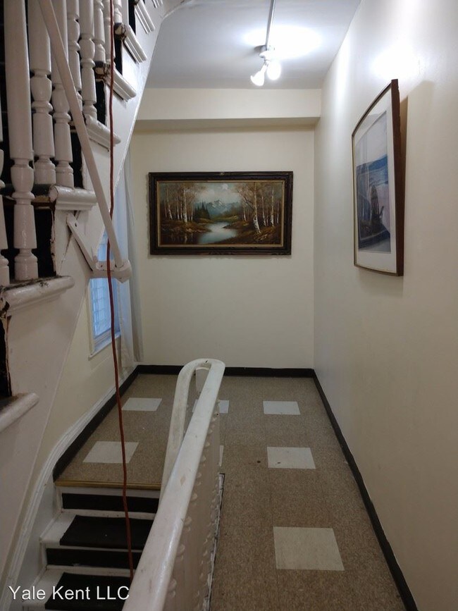 Foto del edificio - 136 W Grand St