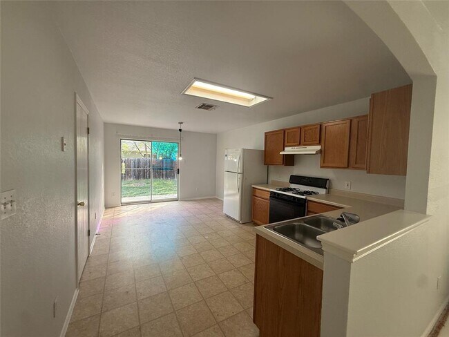 Foto del edificio - 128 Grant Way