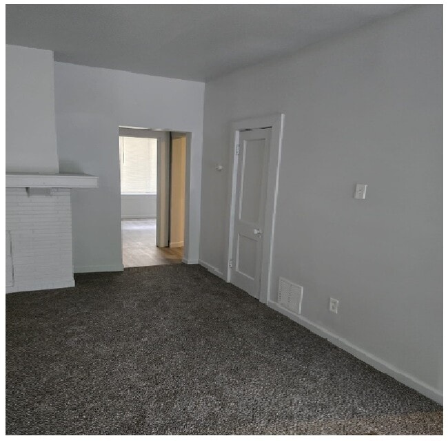 Building Photo - 149 Farrand Park