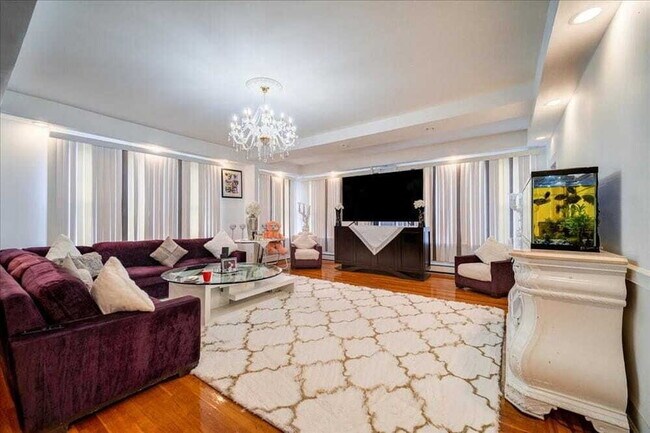 Foto del edificio - "Charming 1-Bedroom Retreat in the Heart of Bronx - Your Perfect Urban Oasis!"