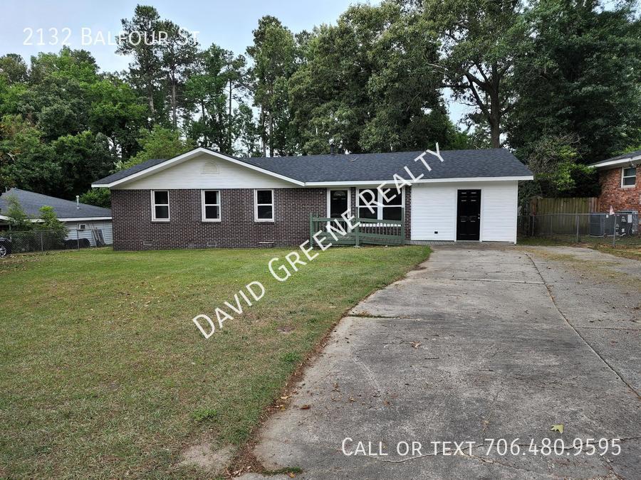 Primary Photo - 2132 Balfour St