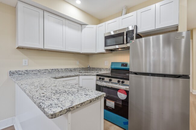 Photo - 1812 Benning Rd NE (Washington, DC) Apartment