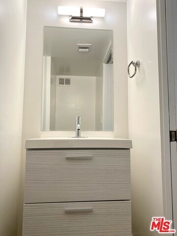 Foto del edificio - 435 N Oakhurst Dr