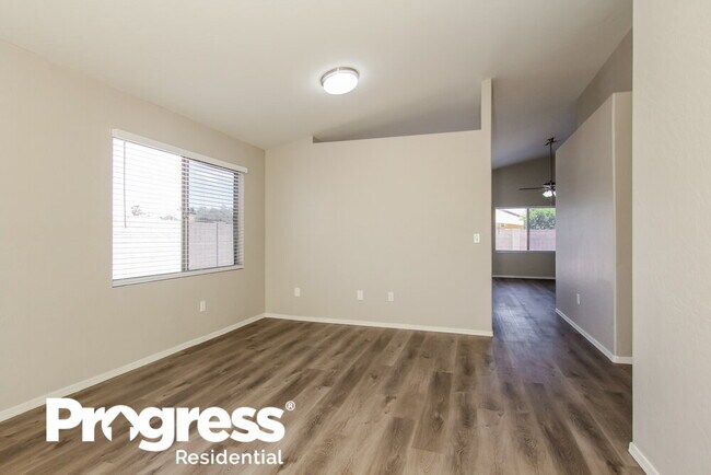Foto del edificio - 741 E Monona Dr