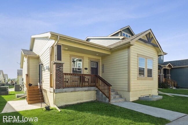 Building Photo - 3 br, 3 bath House - 1313 SW Campus Lane