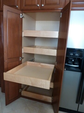 Roll-outs en gabinetes - 4107 W 138th St