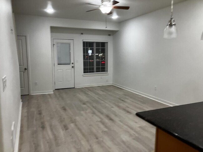 Foto del edificio - 2915 S 47th St