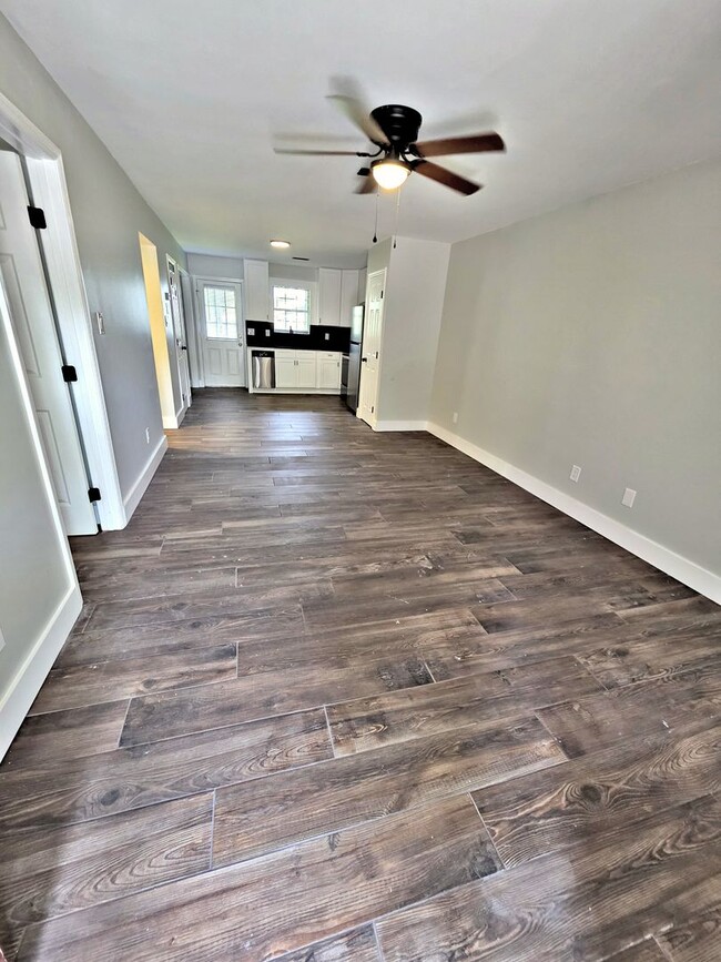 Building Photo - Apartment 2BR/1BA Decatur SW