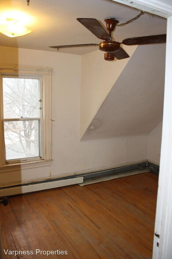 Building Photo - 4 br, 1 bath House - 2608 Plymouth Ave N