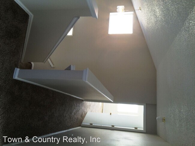 Building Photo - 3 br, 2.5 bath House - 9146 Granger Lane