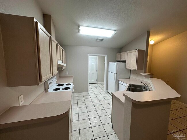 Foto del edificio - 3780 Nobles St