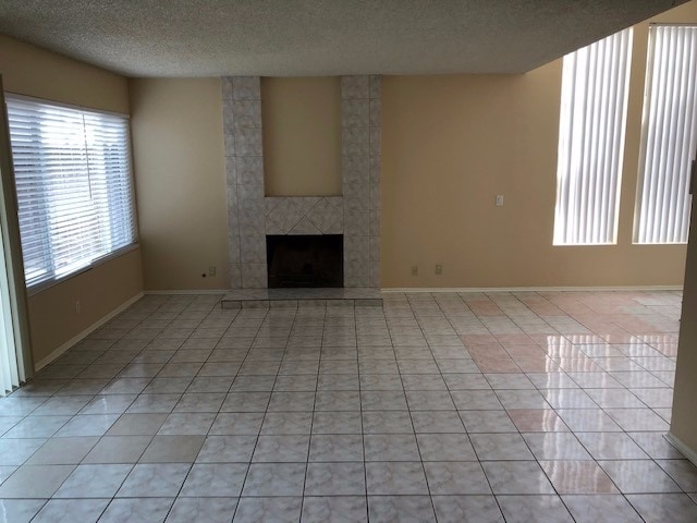 Building Photo - 23778 Parkland Ave