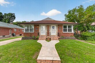 Building Photo - 5907-5909-5909 Jamieson Ave