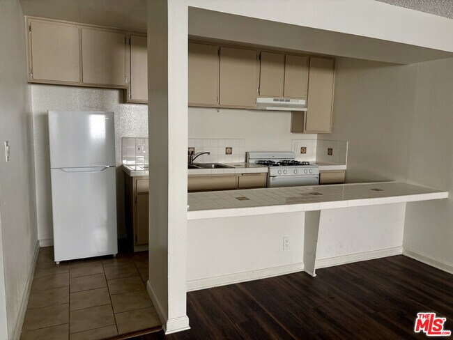 Foto del edificio - 5418 Hermitage Ave