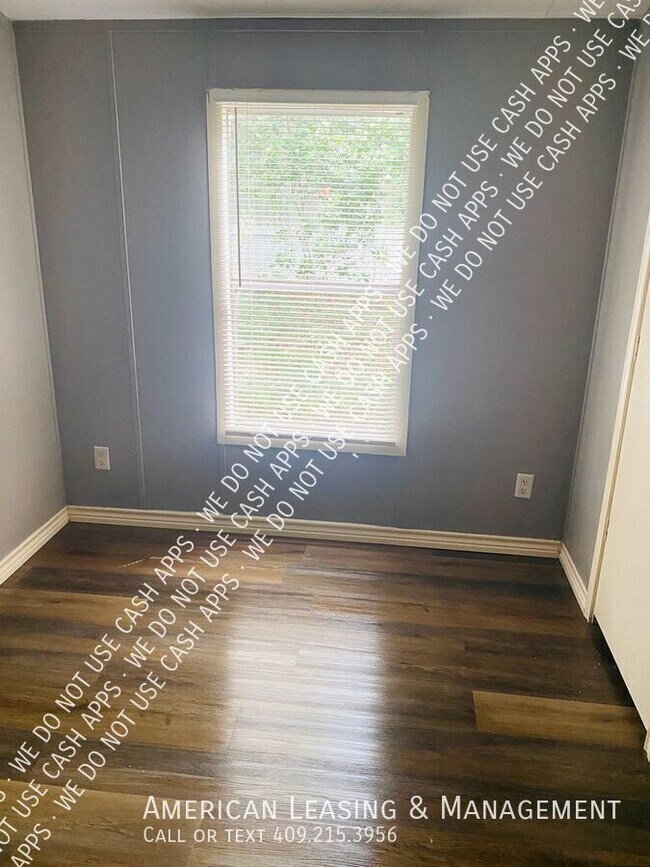 Foto del edificio - 3058 Woden Rd