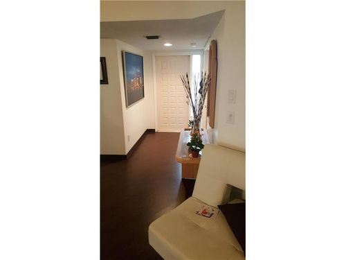 Foto del edificio - 9228 NW 9th Ct