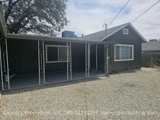 Foto del edificio - 2711 Reservoir Ln