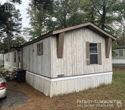 Building Photo - 1133 Hughes St