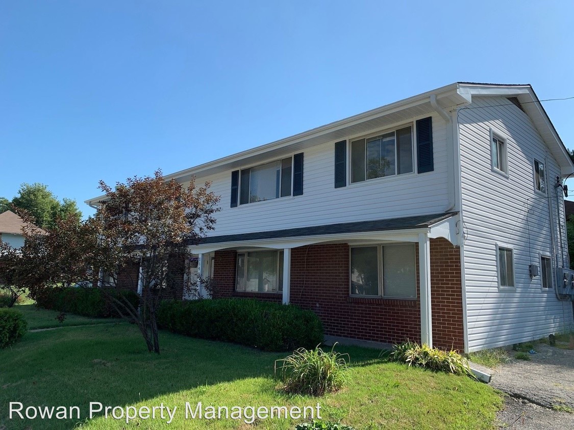 Primary Photo - 1649 N 18th St