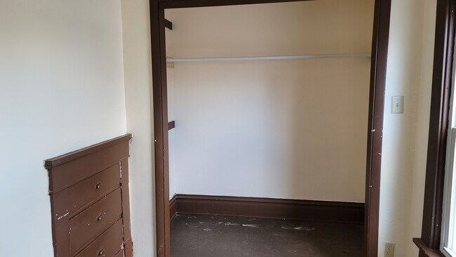 Foto del edificio - 333 S McKinley Ave