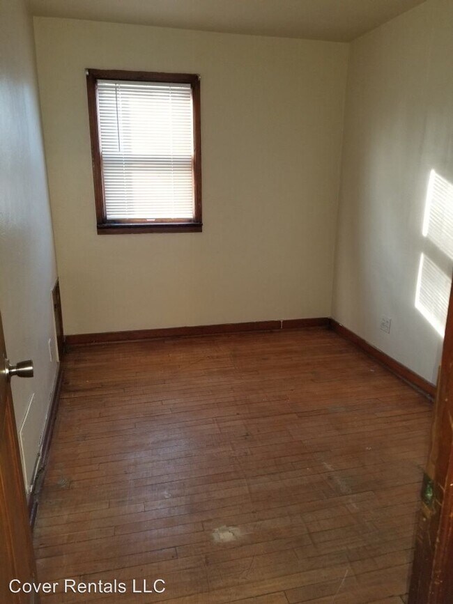 Foto del edificio - 1226 Berner St