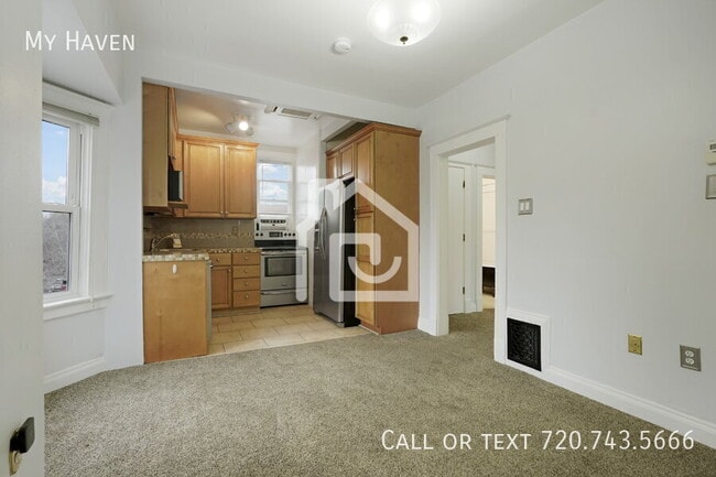 Photo - 228 N Pearl St Apartment